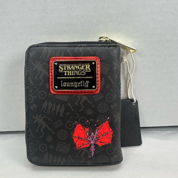 Loungefly Stranger Things Group Portrait Light-Up Mini Backpack & Wallet - Picture 16 of 16